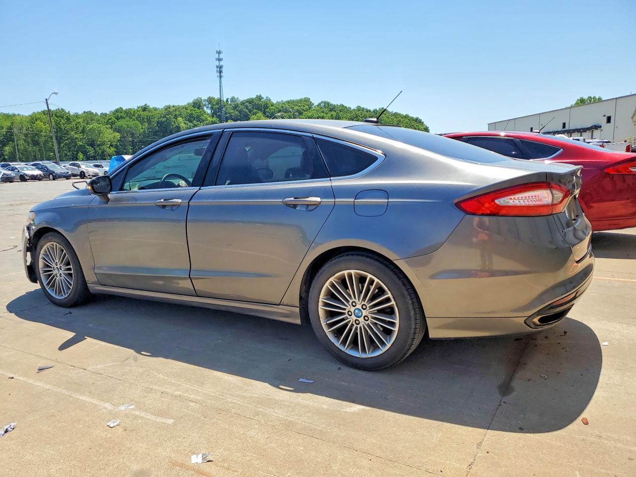 2013 Ford Fusion Se - Image 2