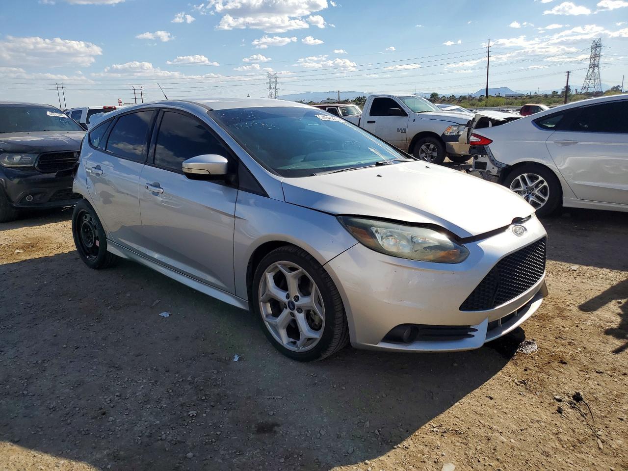 2014 Ford Focus St - Image 4