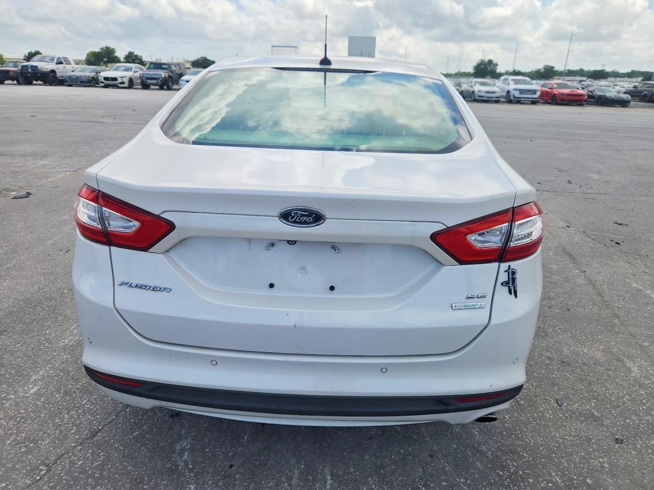 2015 Ford Fusion Se - Фото 6