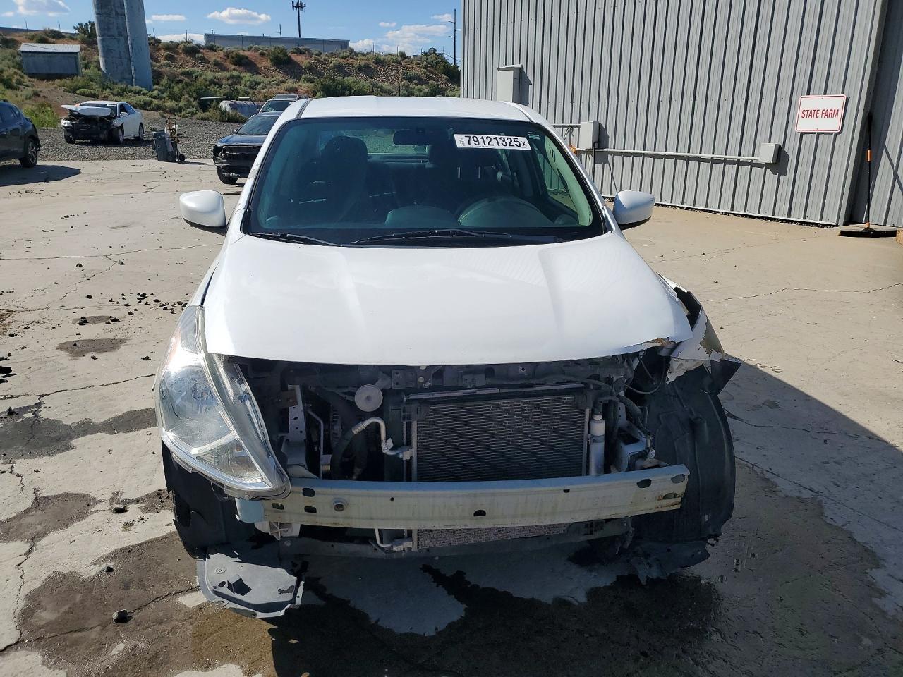 2018 Nissan Versa Sv - Фото 5