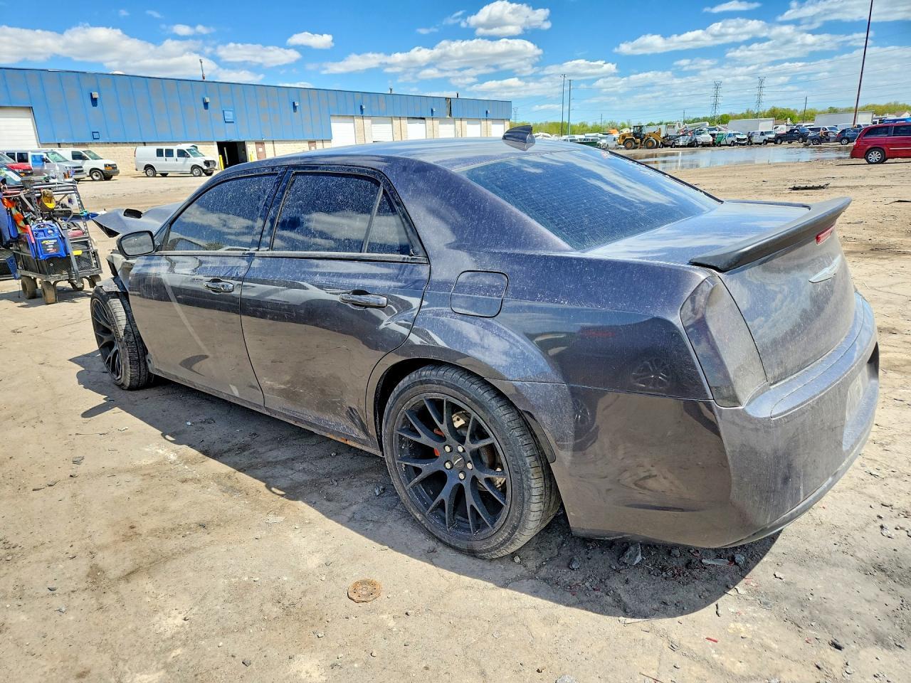 2016 Chrysler 300 S - Фото 2