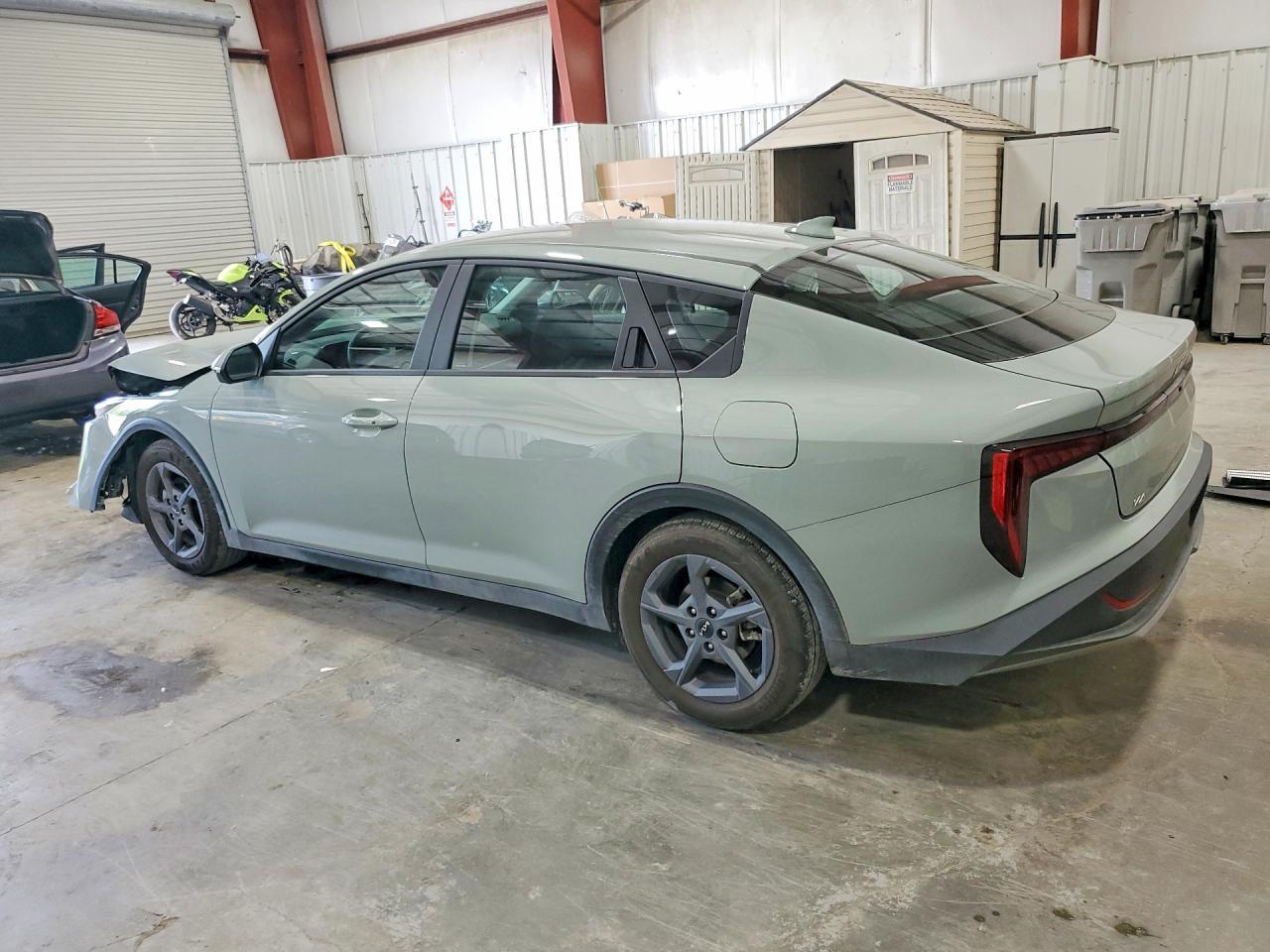 2026 Kia K4 Lxs - Image 2