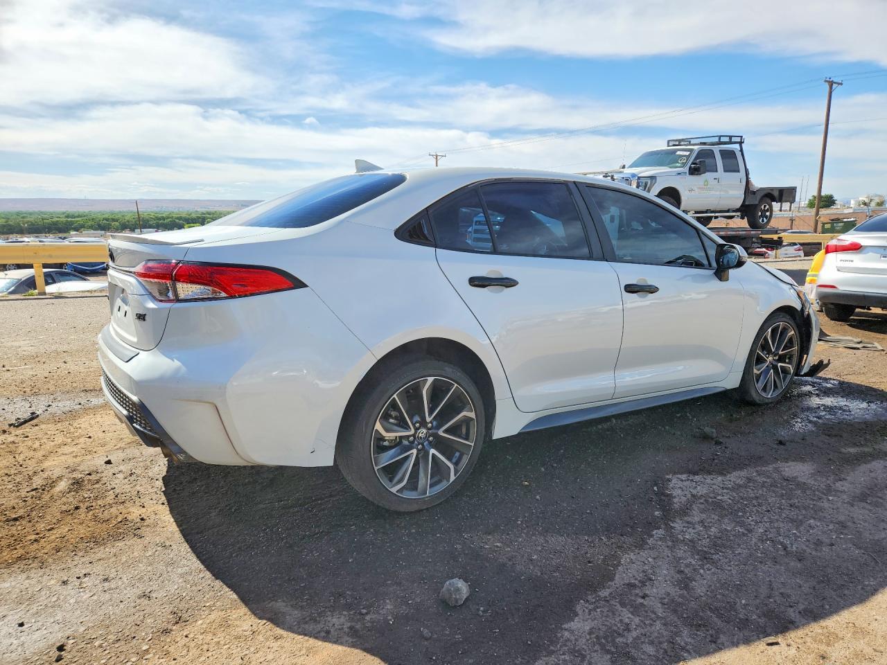 2020 Toyota Corolla Se - Фото 3