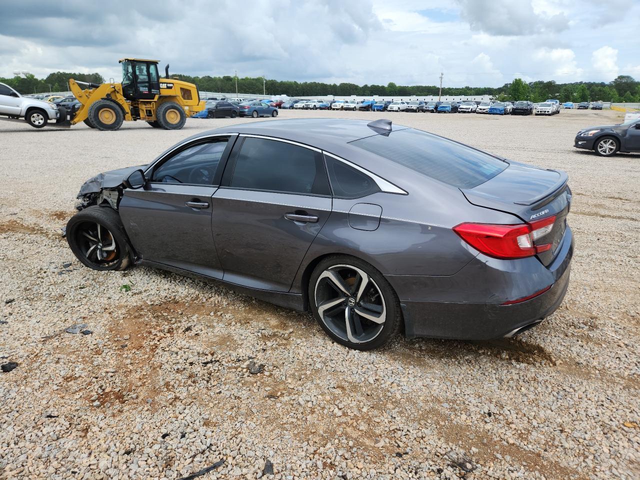 2019 Honda Accord Sport - Фото 2