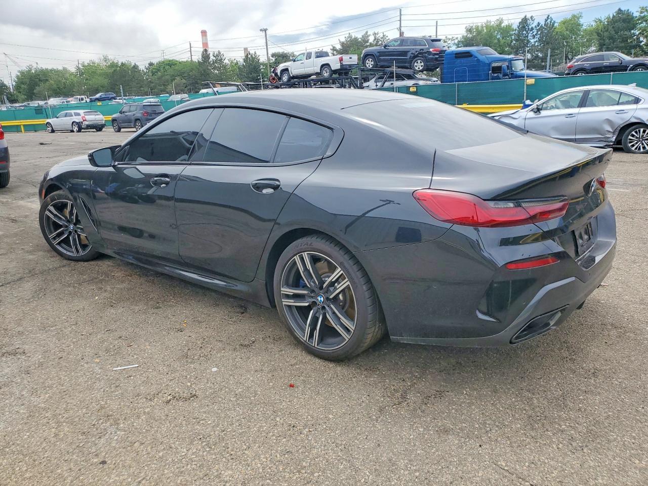 2021 BMW 840Xi - Фото 2