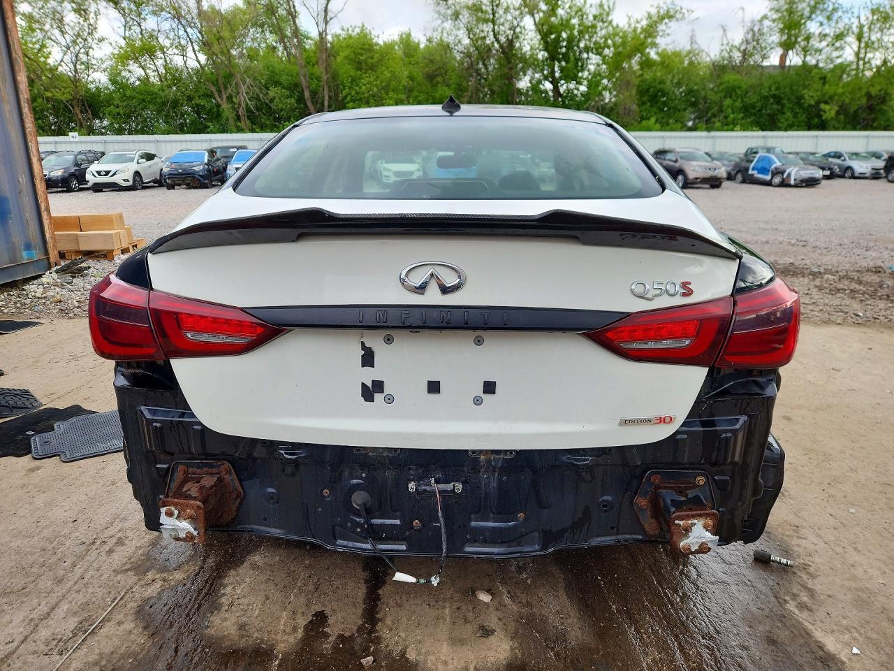 2015 Infiniti Q50 Premium - Image 6