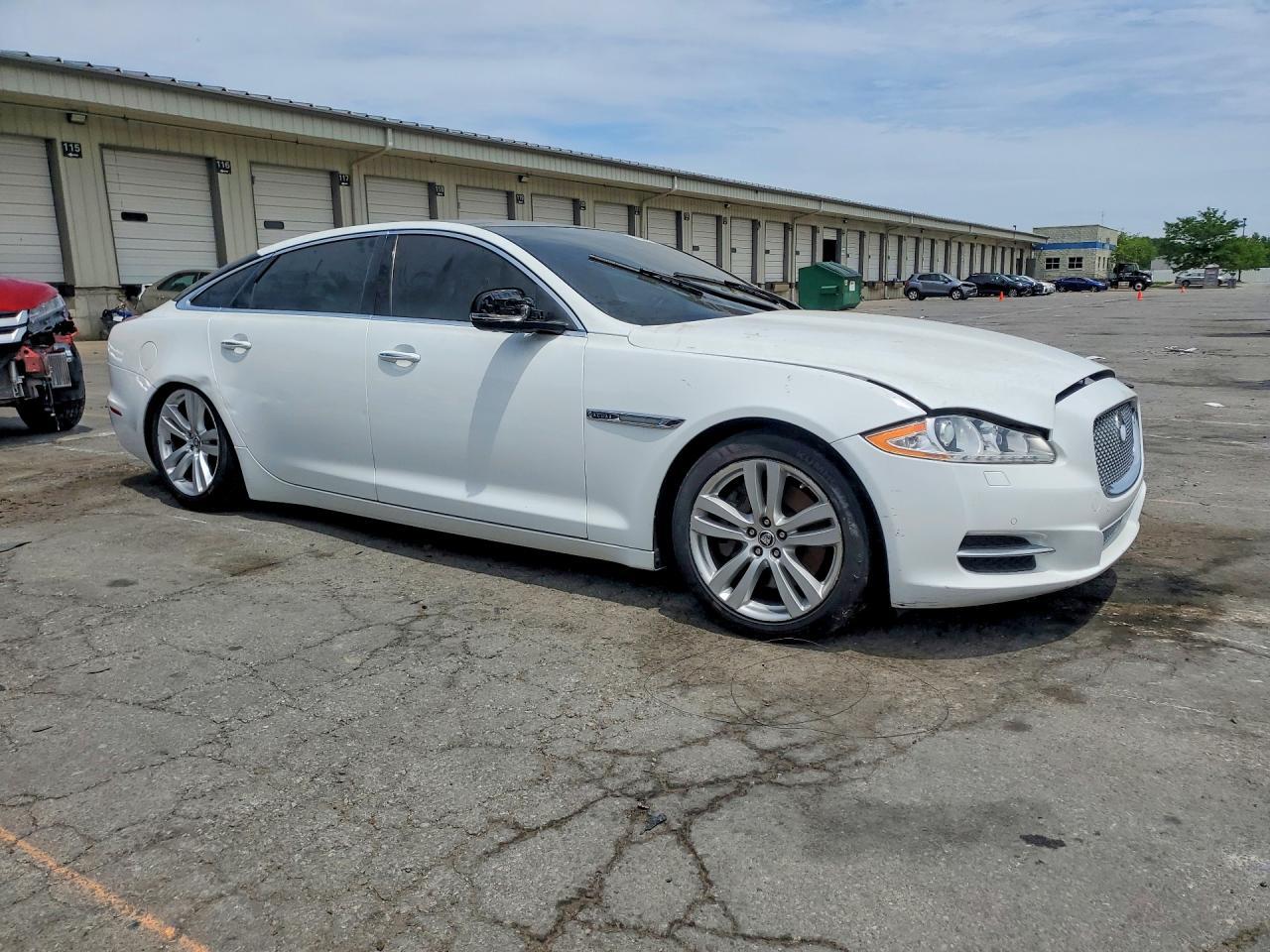 2013 Jaguar Xjl Portfolio - Image 4