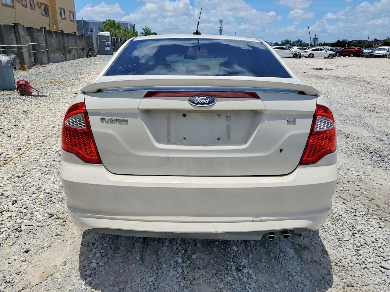 2011 Ford Fusion Se - Image 6