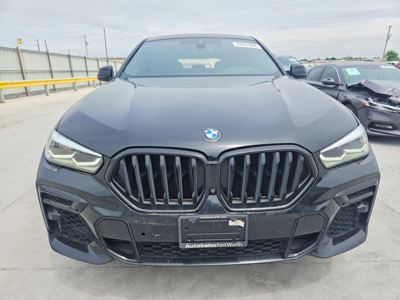 2023 BMW X6 xDrive40I - Image 5