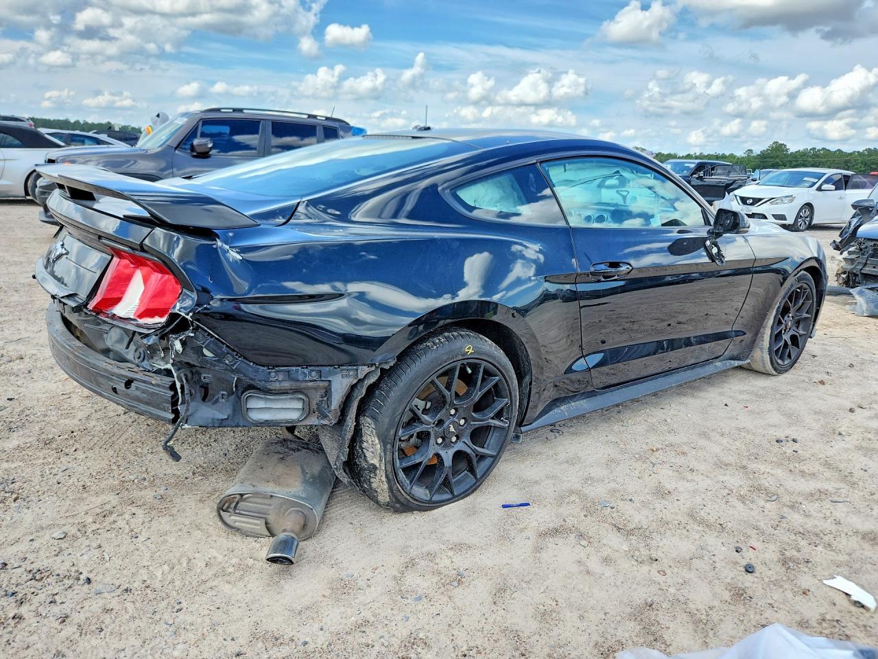 2018 Ford Mustang - Фото 3