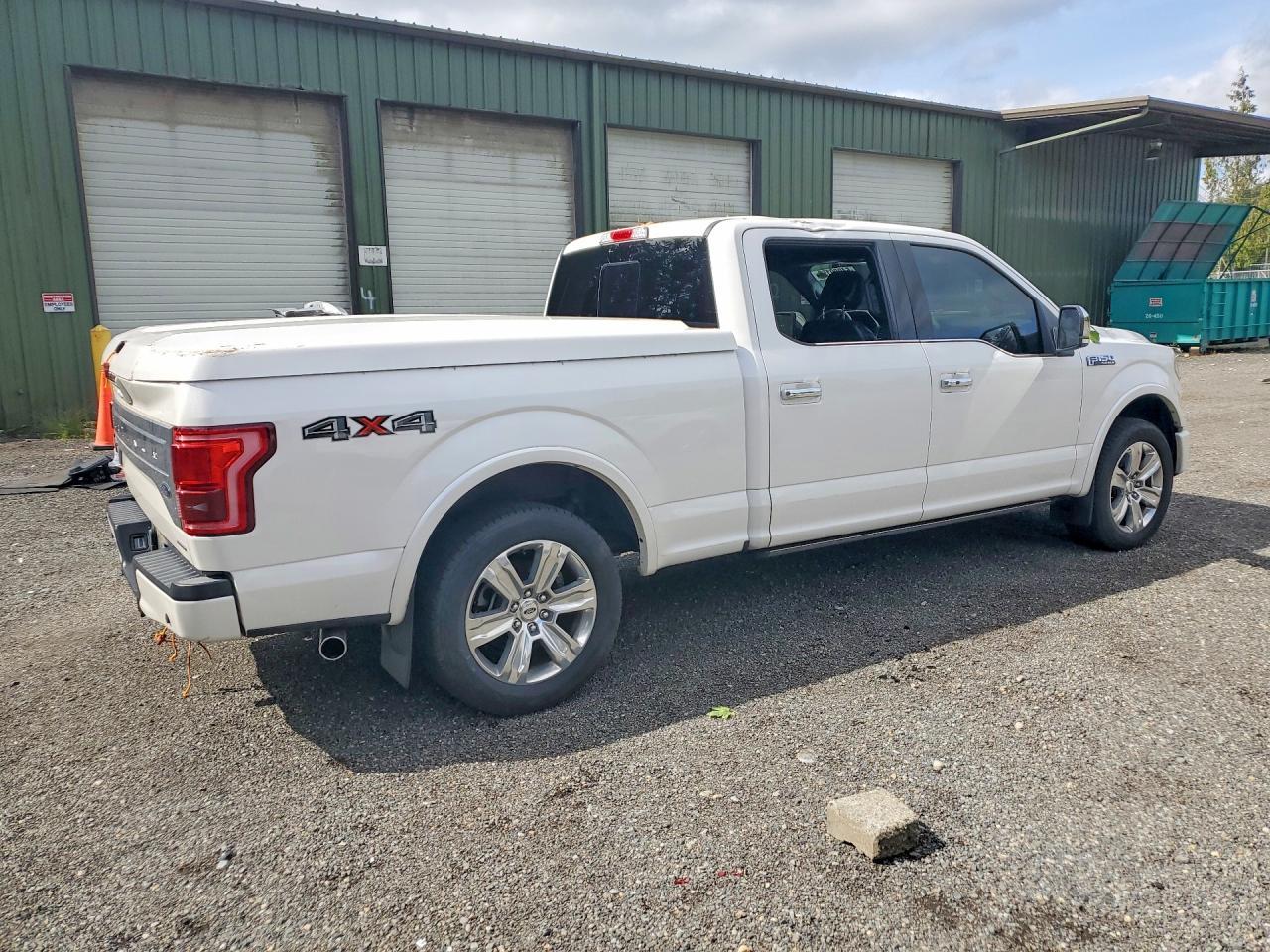 2016 Ford F150 Supercrew - Фото 3