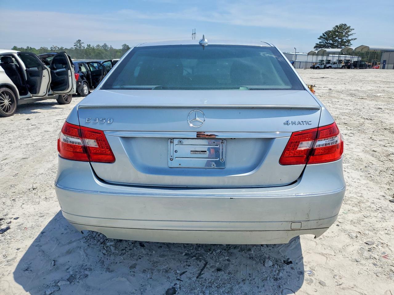 2013 Mercedes-Benz E 350 4Matic - Фото 6