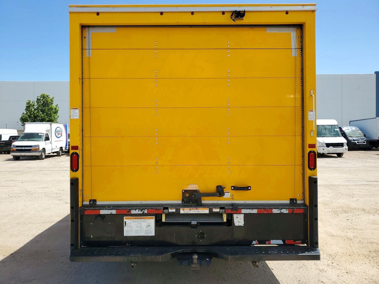 2022 Ford E-350 Box Truck ** R & D * Pri Fleet ** - Фото 6