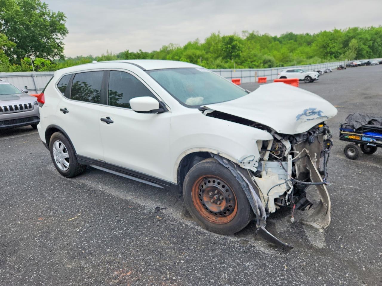 2017 Nissan Rogue S - Фото 4
