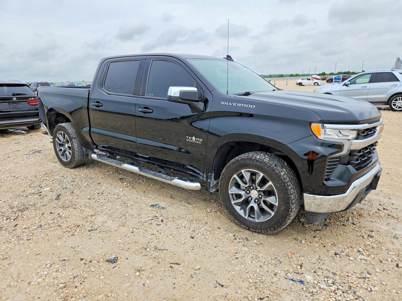 2022 Chevrolet Silverado C1500 Lt - Image 4