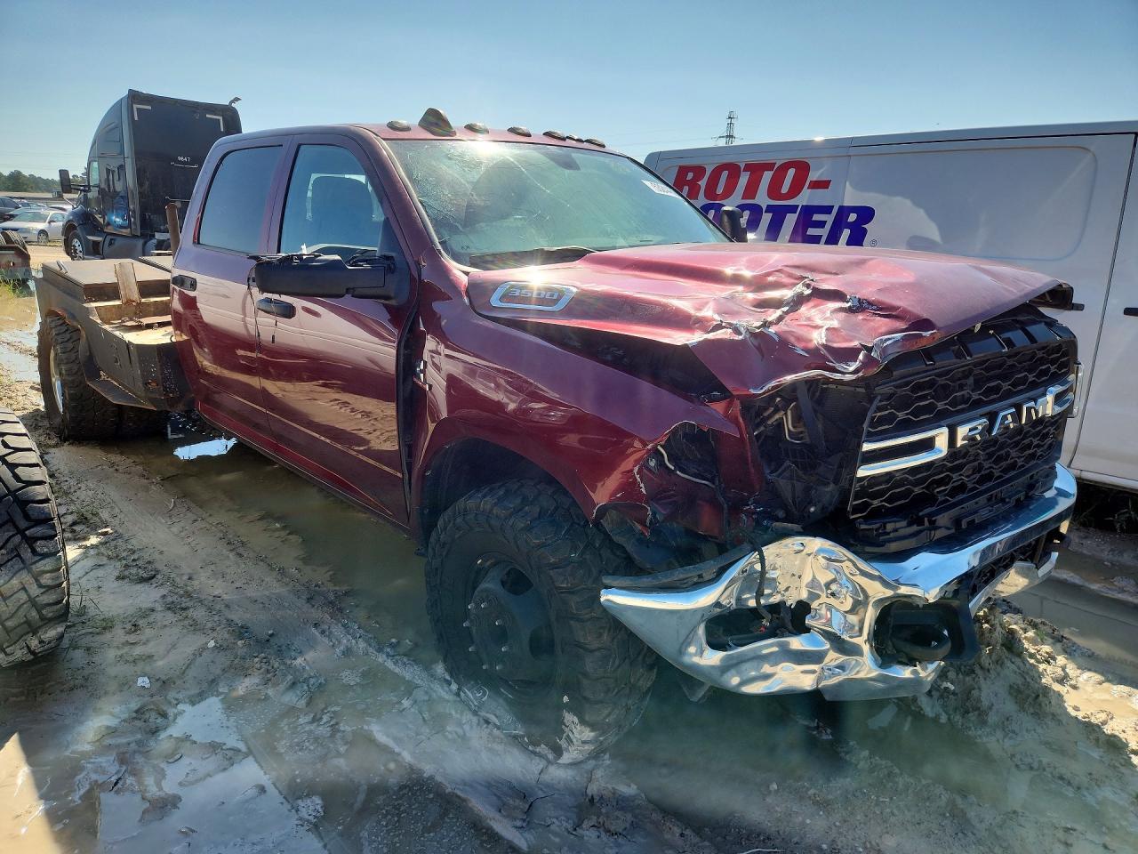 2024 Ram 3500 Tradesman - Image 4