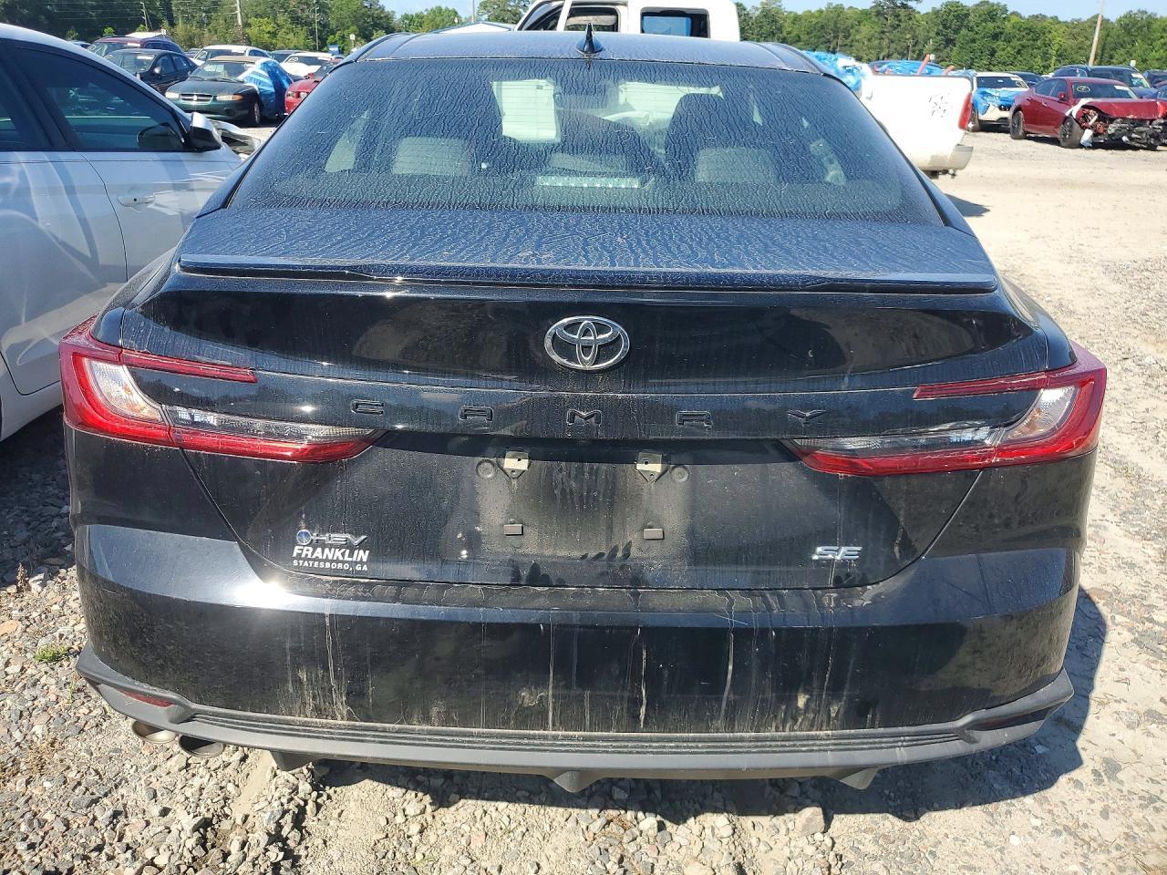 2025 Toyota Camry Se - Фото 6