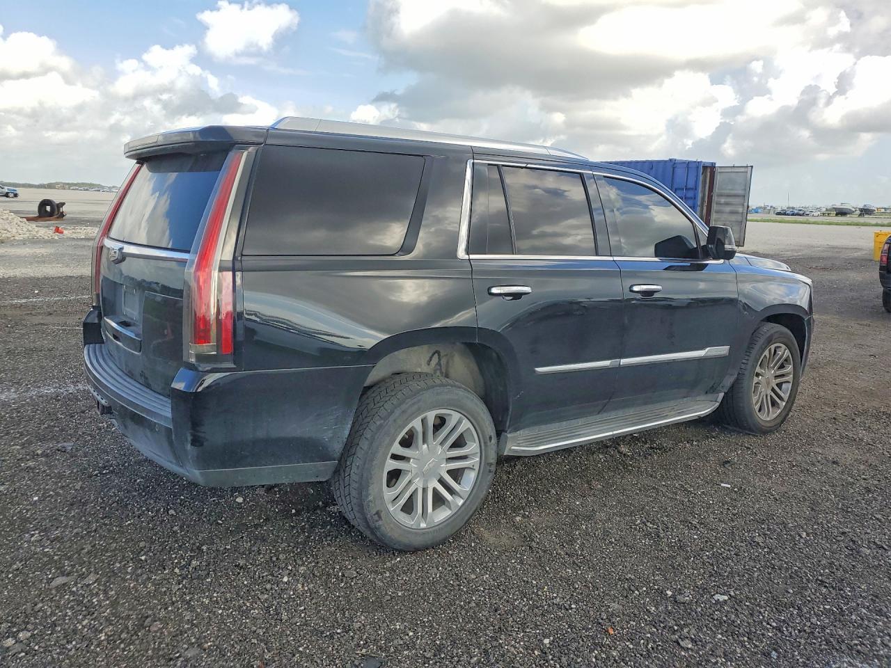 2016 Cadillac Escalade - Фото 3