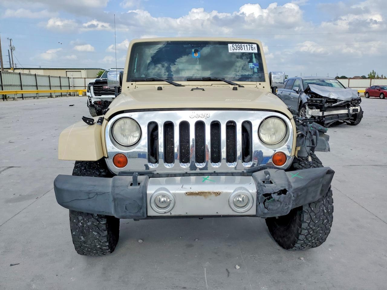 2011 Jeep Wrangler Unlimited - Image 5
