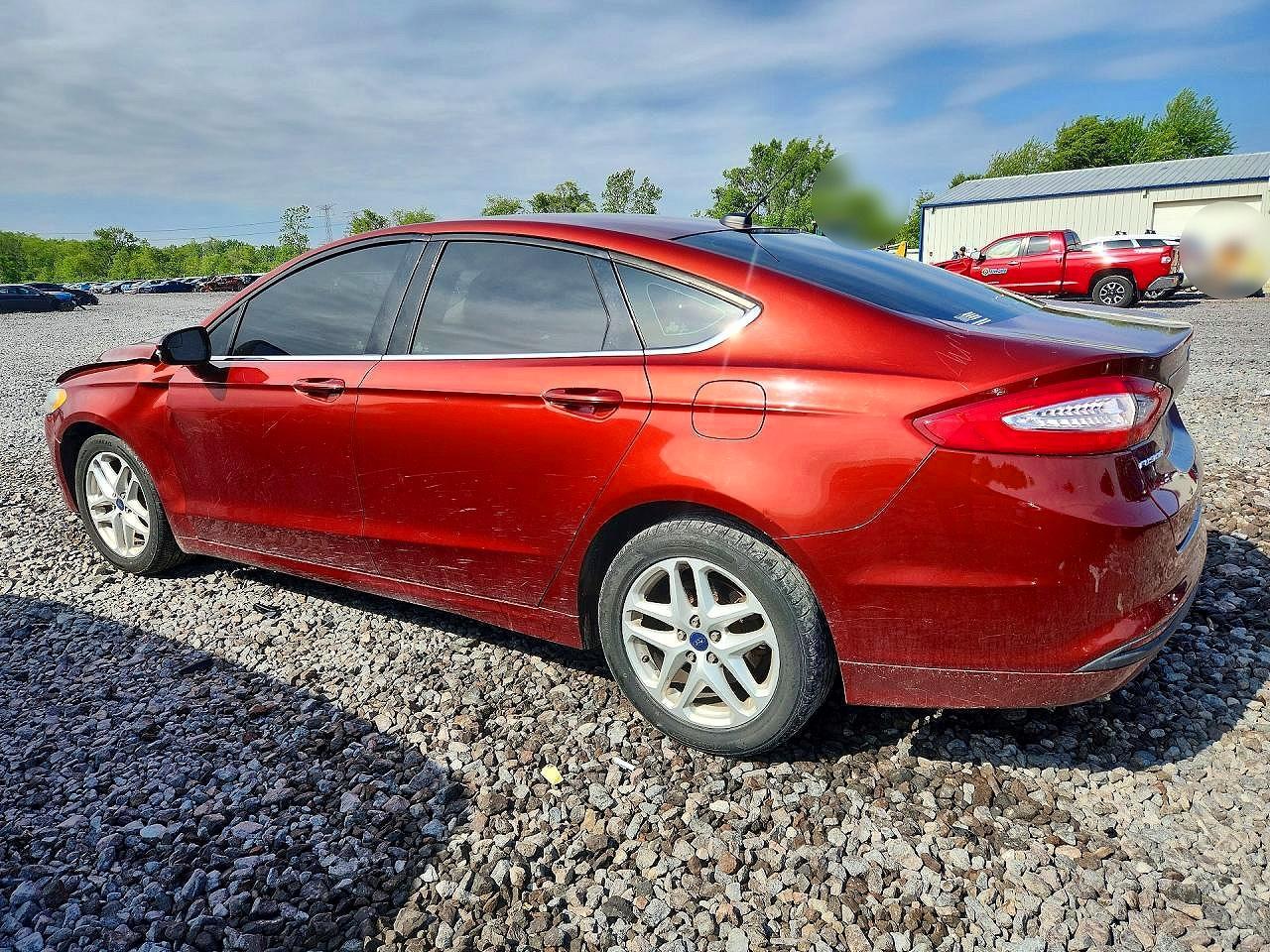 2014 Ford Fusion Se - Image 2