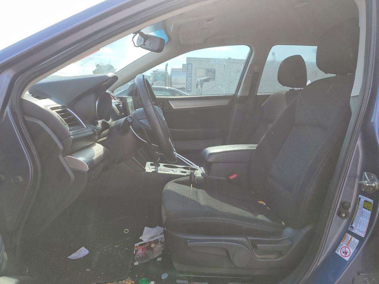 2015 Subaru Outback 2.5I - Image 7
