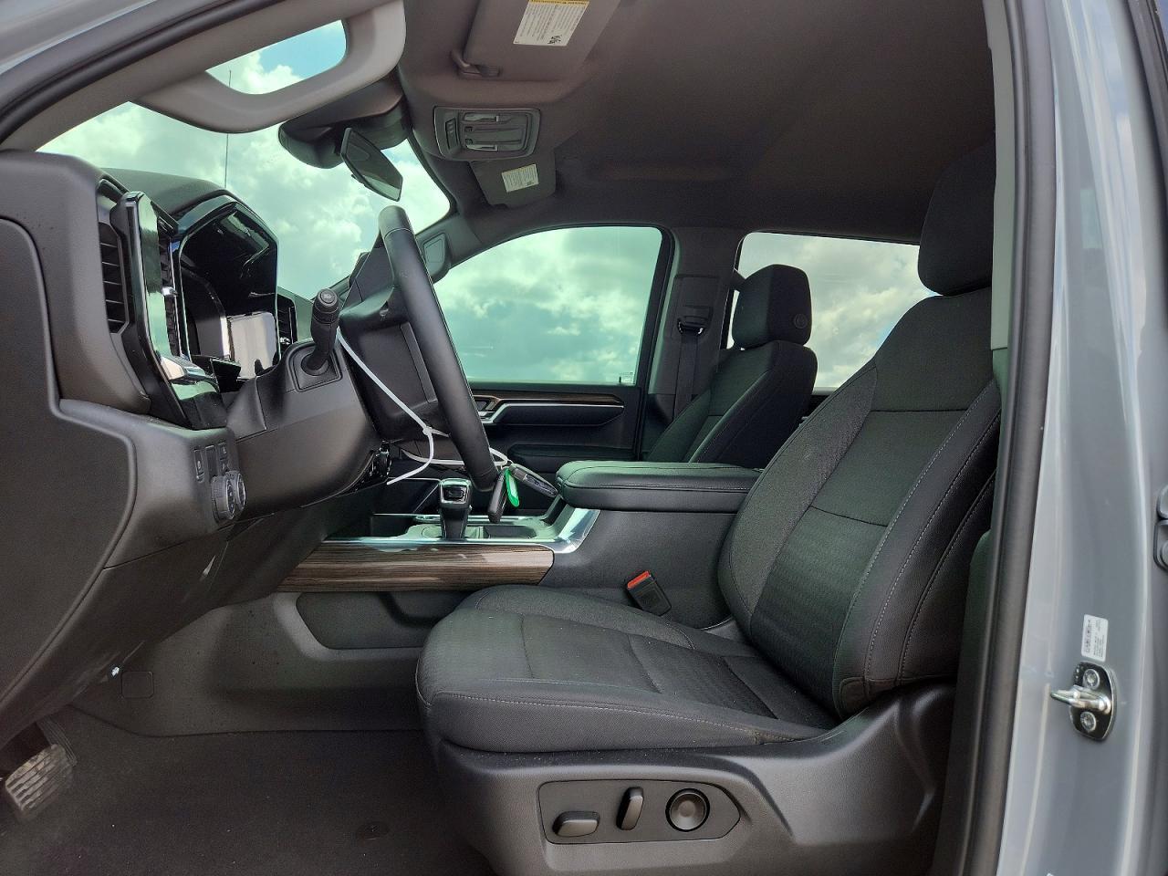 2024 Chevrolet Silverado C1500 Rst - Фото 7