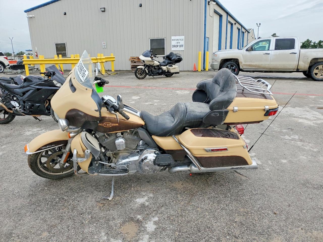 2014 Harley-Davidson Flhtcu Ultra Classic Electra Glide - Фото 3