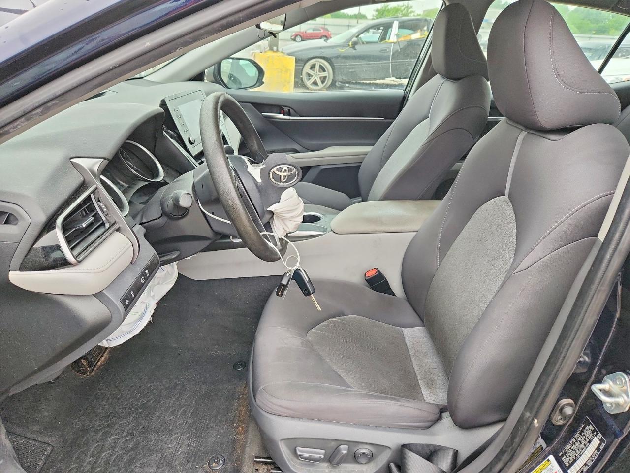 2021 Toyota Camry Le - Image 7