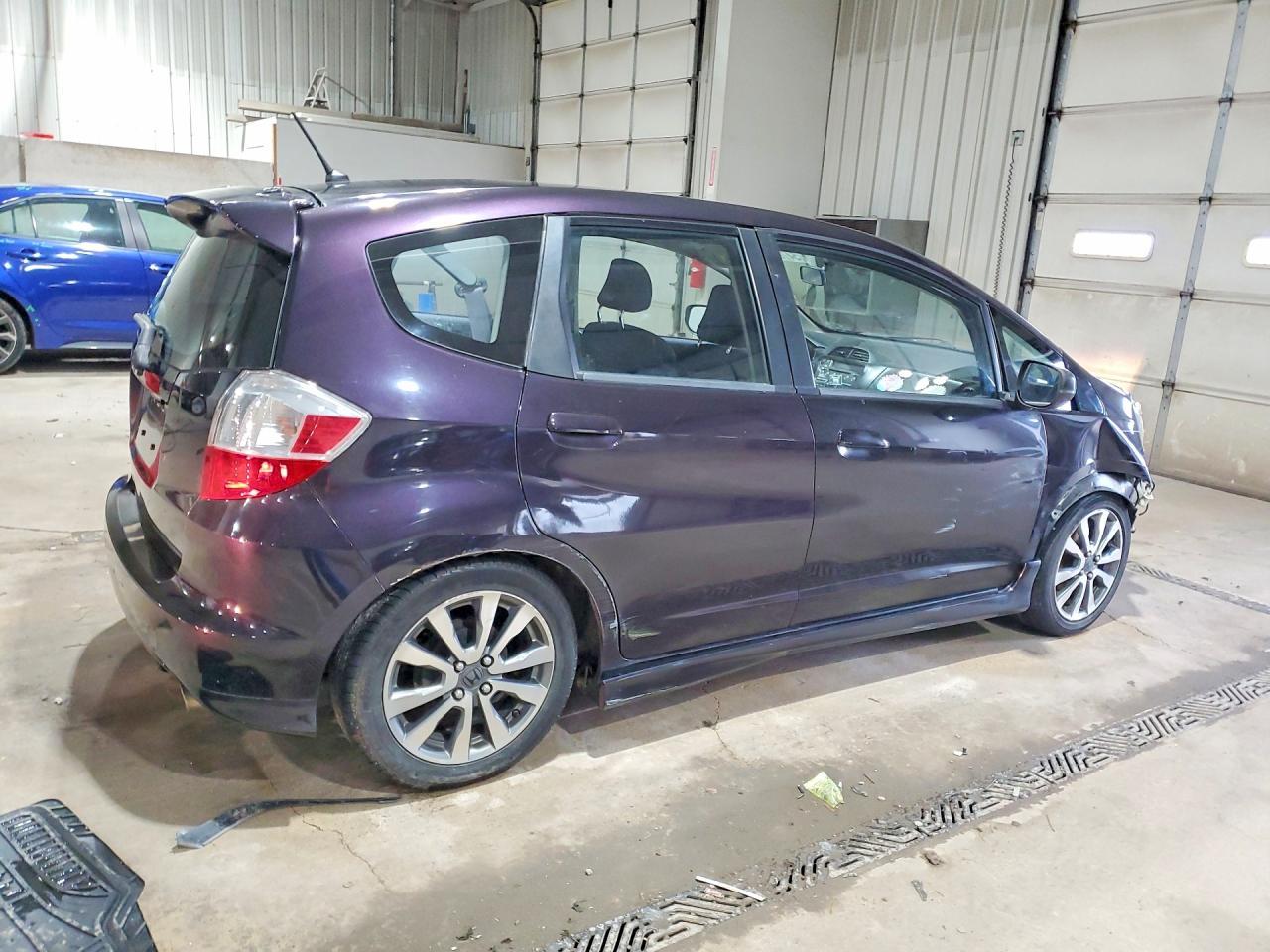 2013 Honda Fit Sport - Фото 3