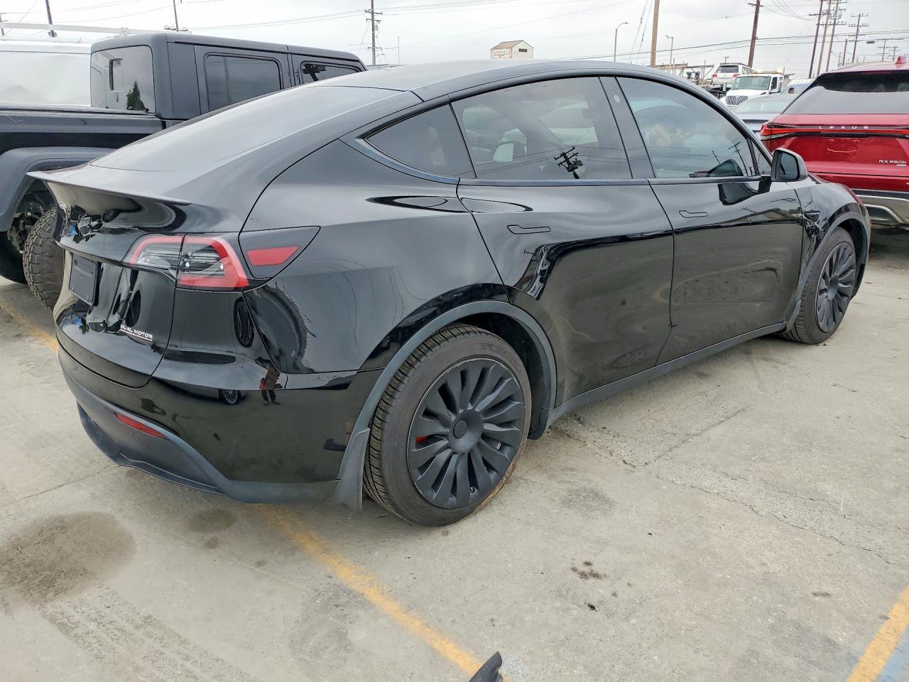 2022 Tesla Model Y - Фото 3