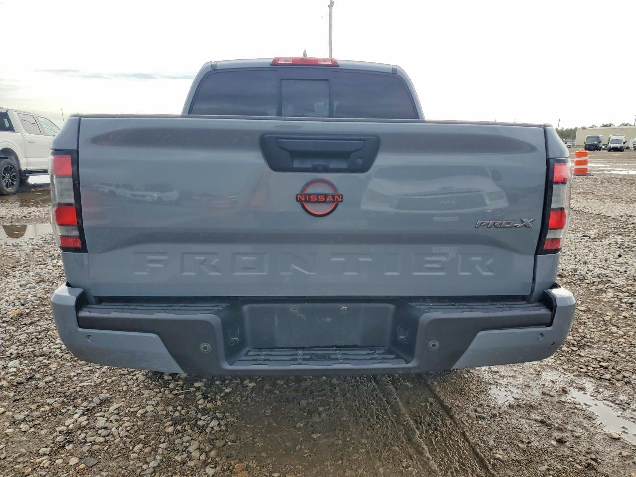 2022 Nissan Frontier Pro-X - Фото 6