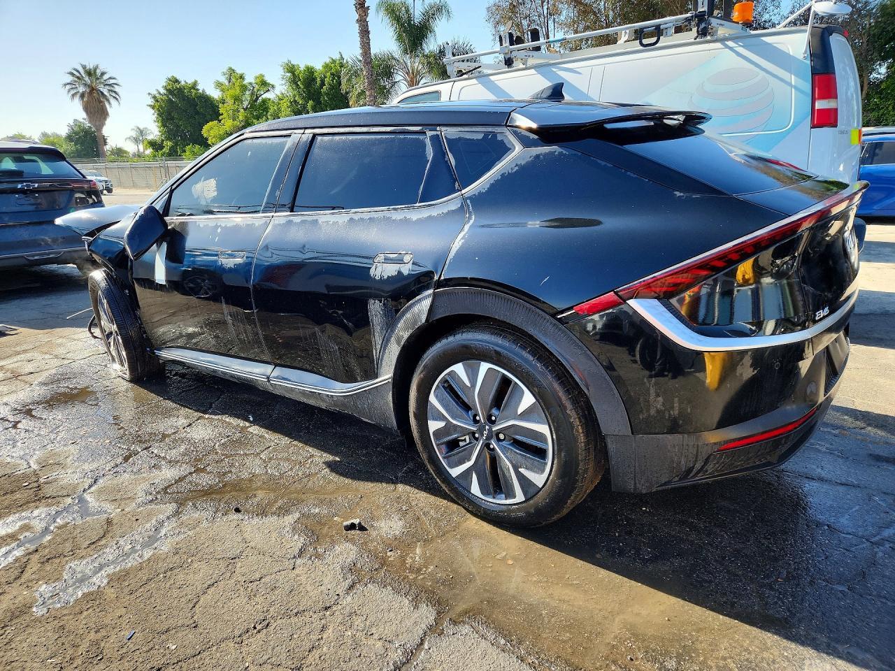 2024 Kia Ev6 Light Long Range - Image 2