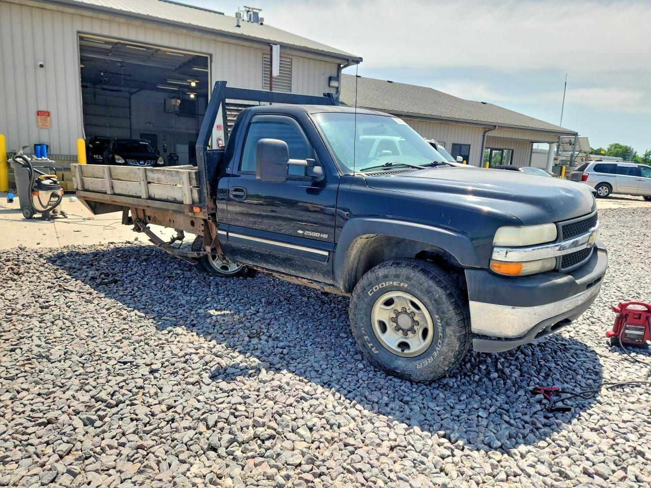 2001 Chevrolet Silverado K2500 Heavy Duty - Image 4