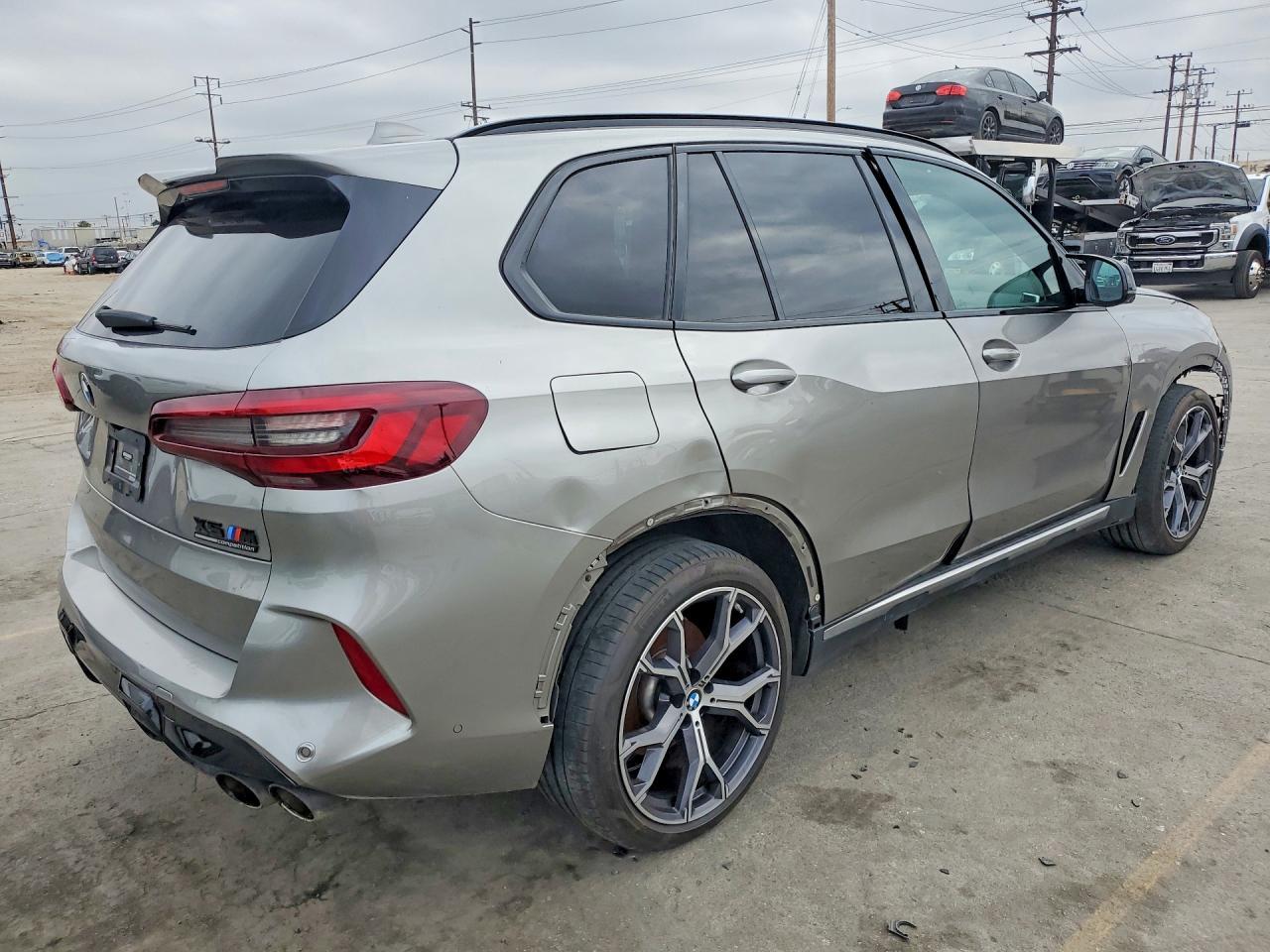 2022 BMW X5 M - Фото 3
