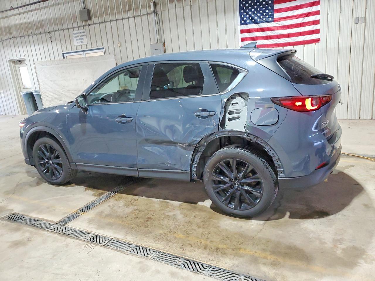 2022 Mazda Cx-5 Preferred - Image 2