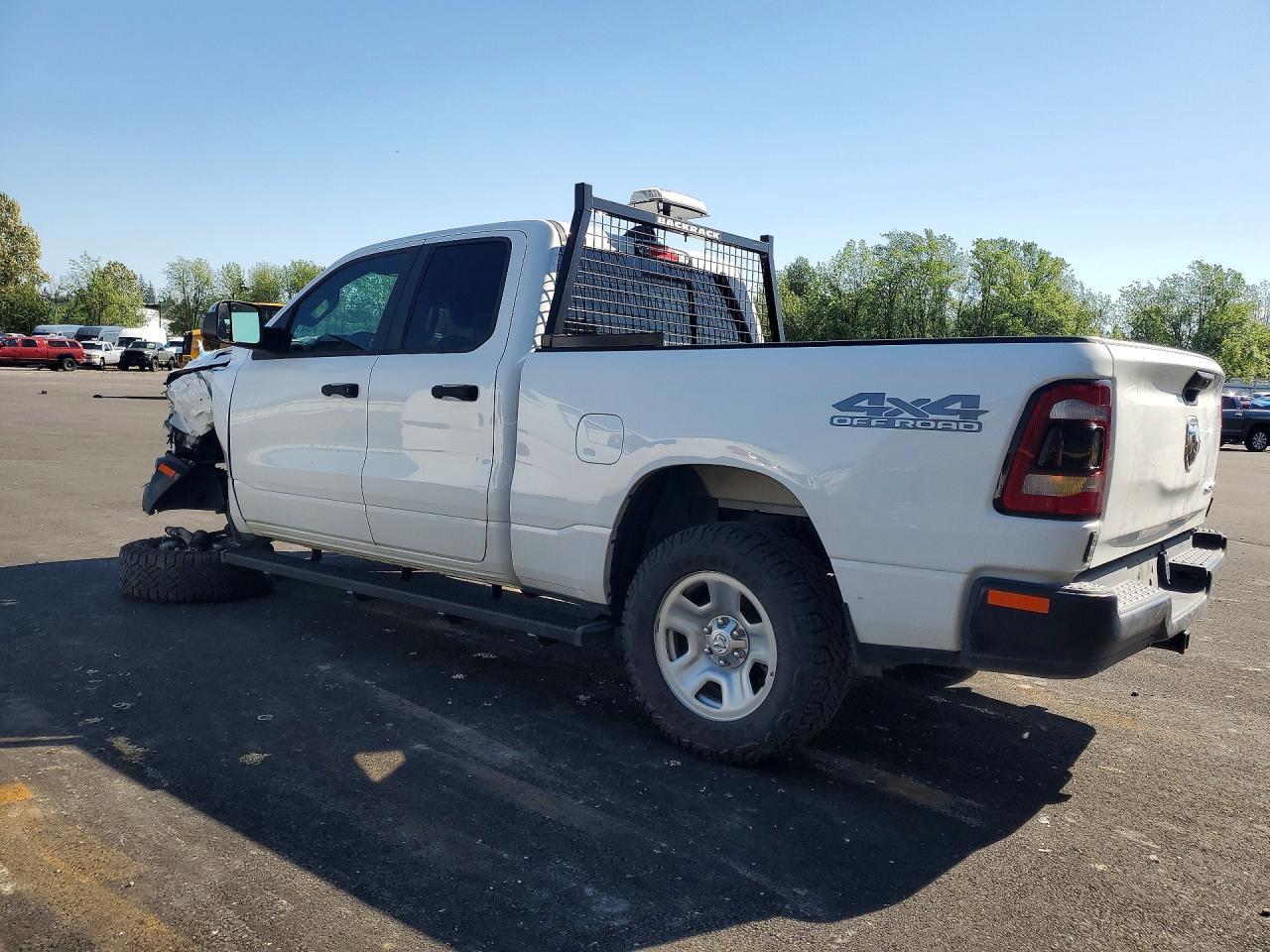 2023 Ram 1500 Tradesman - Фото 2