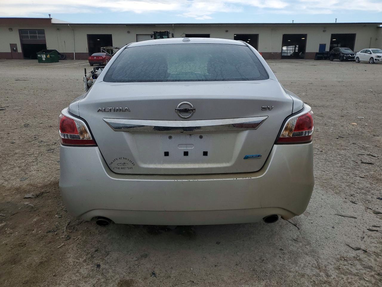 2014 Niss Altima - Фото 6