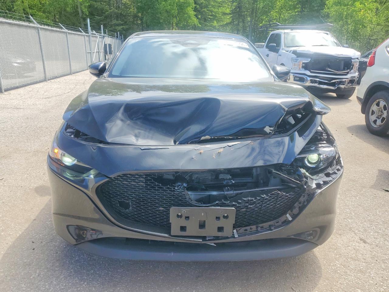 2025 Mazda 3 Preferred - Image 5