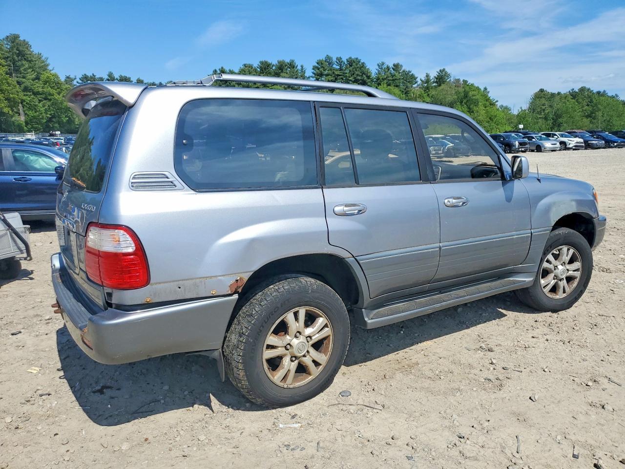 2003 Lexus Lx 470 - Image 3