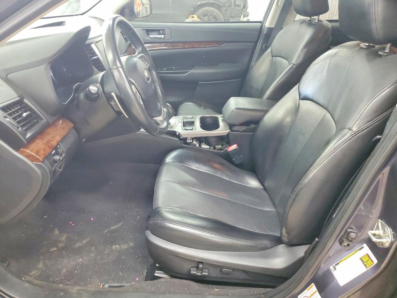 2014 Subaru Legacy 3.6R Limited - Image 7