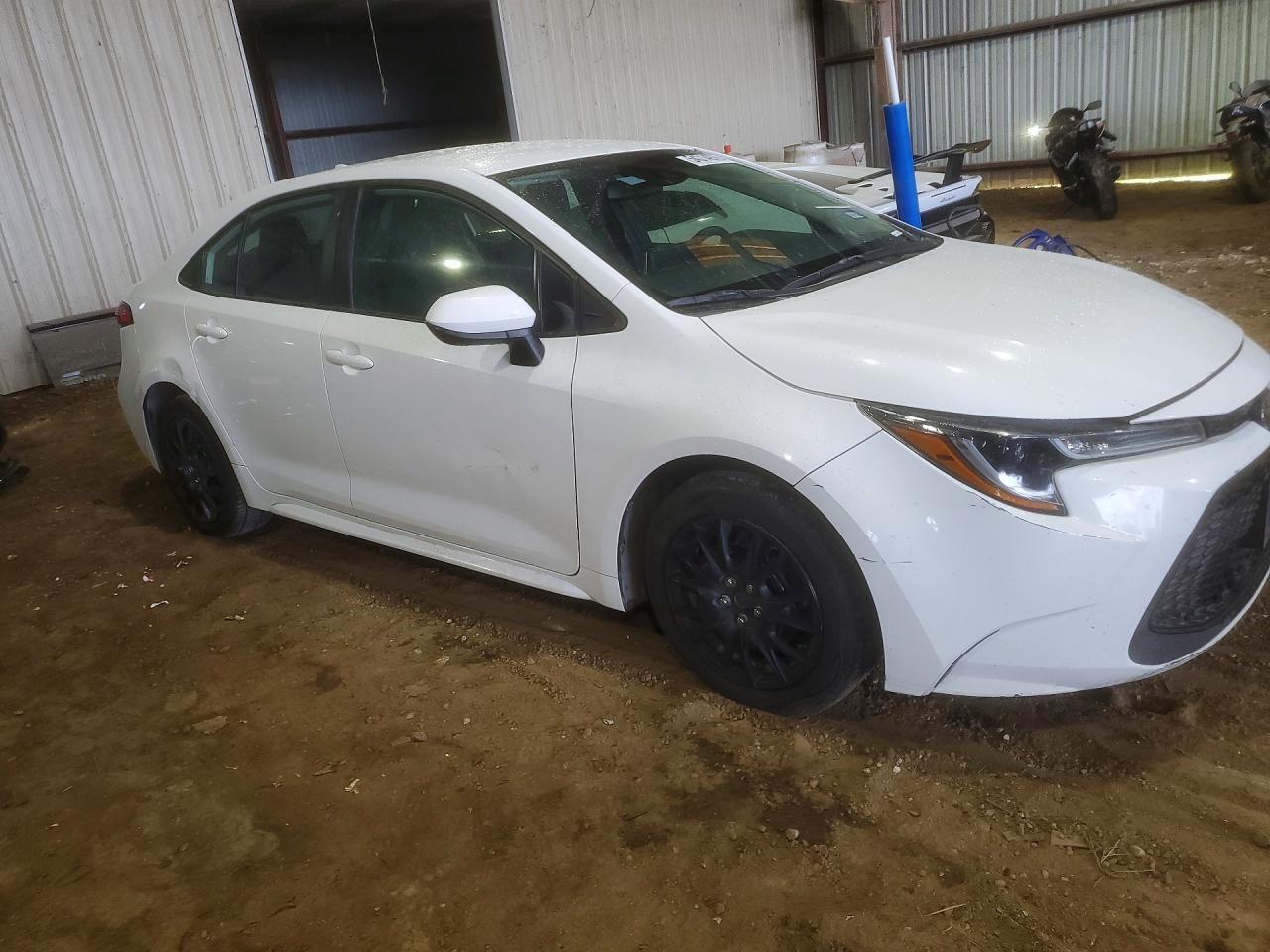 2021 Toyota Corolla Le - Фото 4