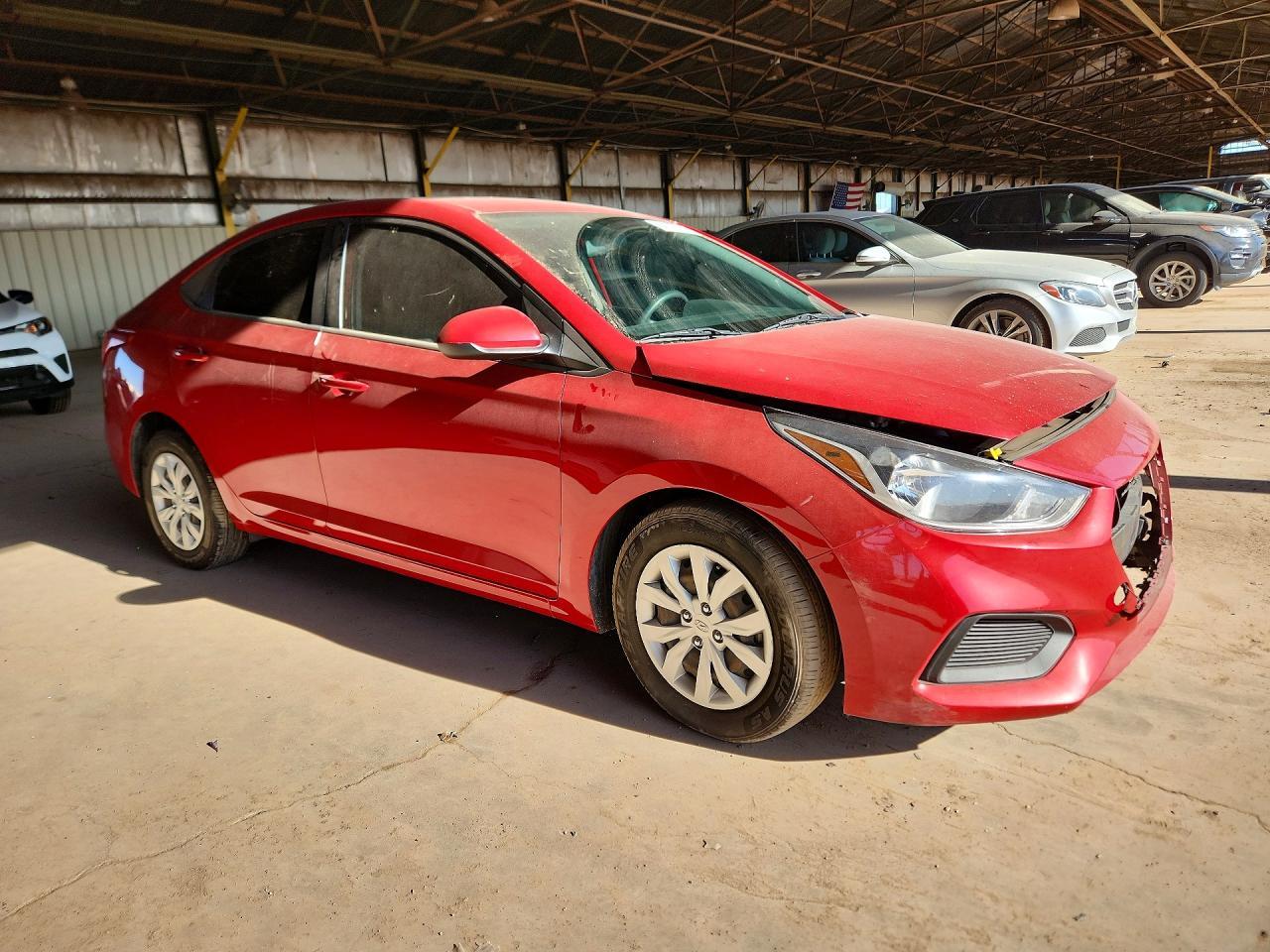 2021 Hyundai Accent Se - Фото 4