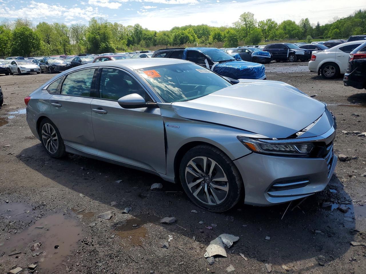 2018 Honda Accord Hybrid - Image 4
