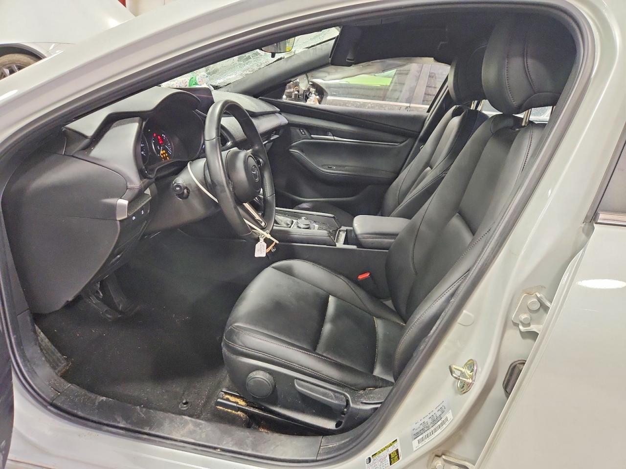 2024 Mazda 3 Select Sport - Image 7