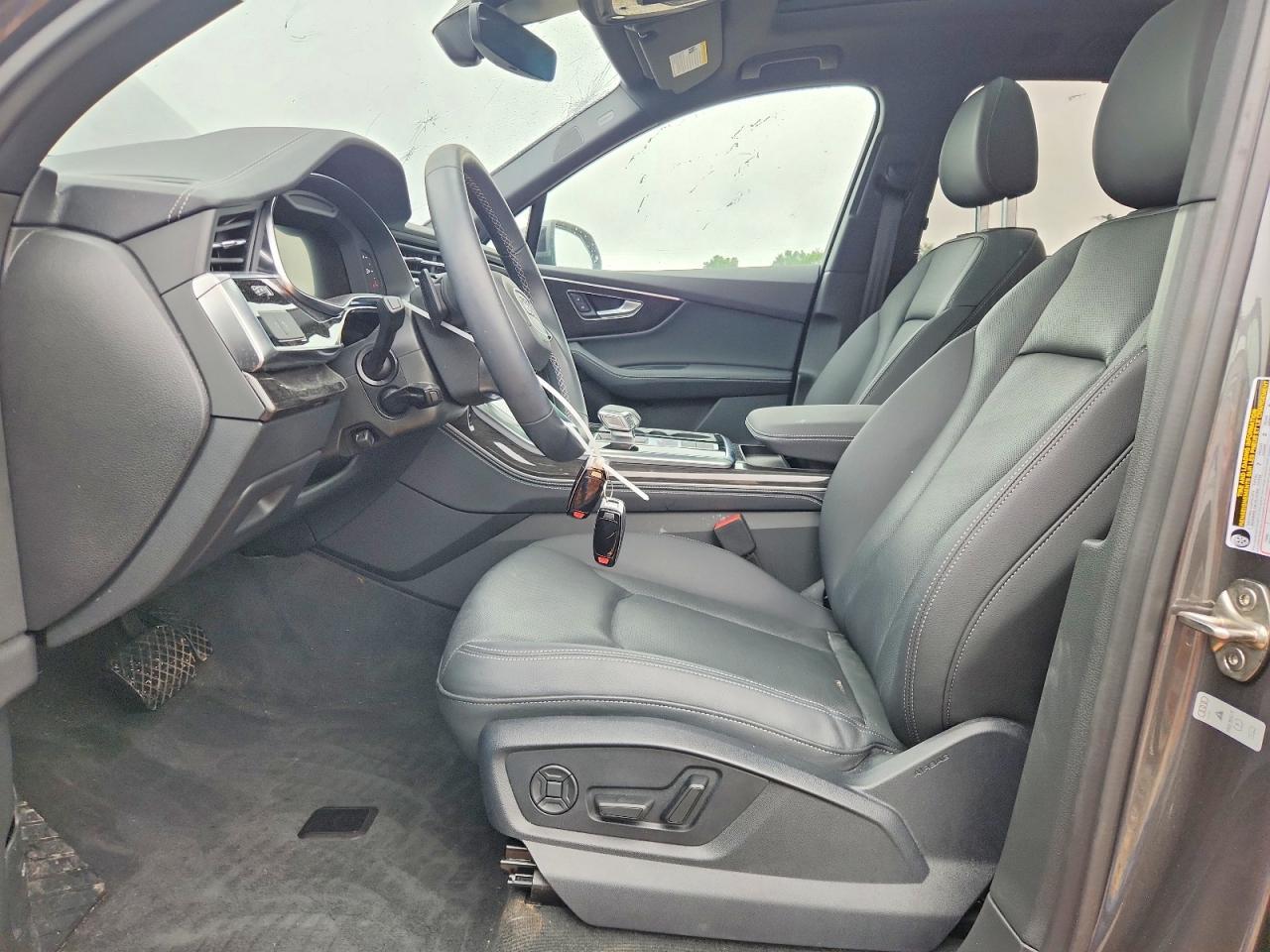 2025 Audi Q7 Premium Plus - Фото 7