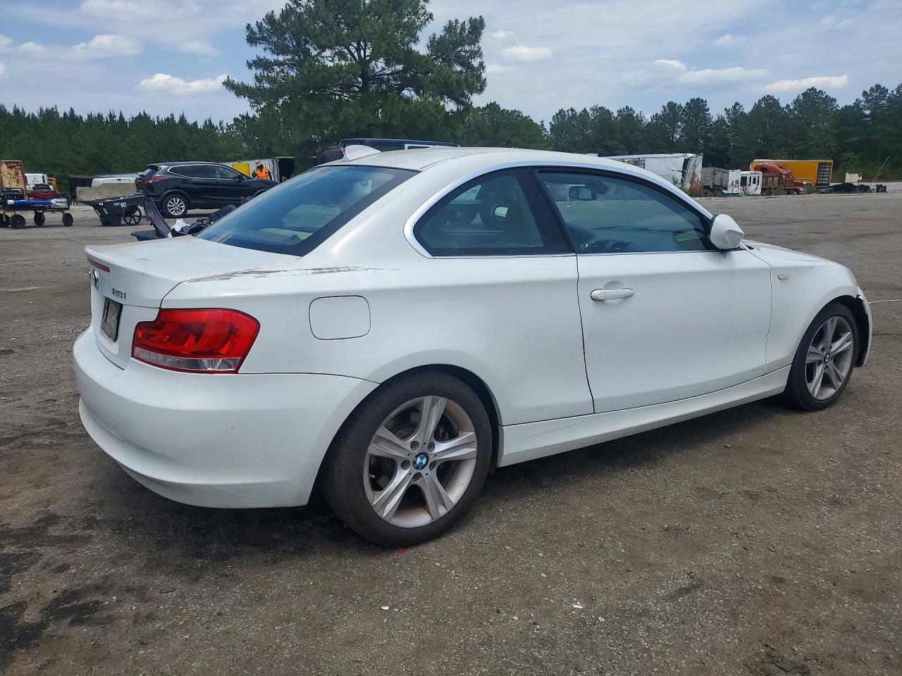 2012 BMW 128 I - Image 3