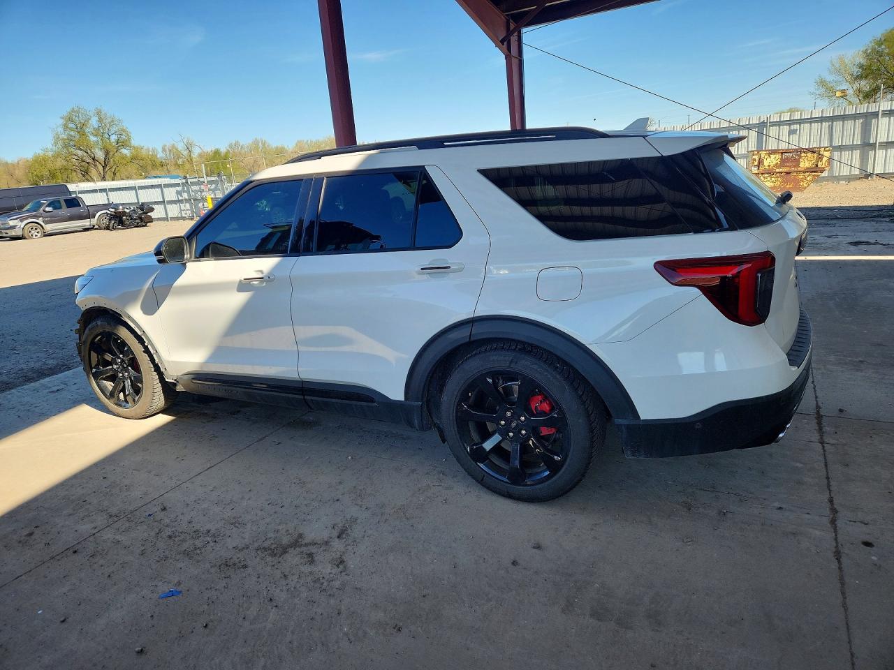 2022 Ford Explorer St - Фото 2