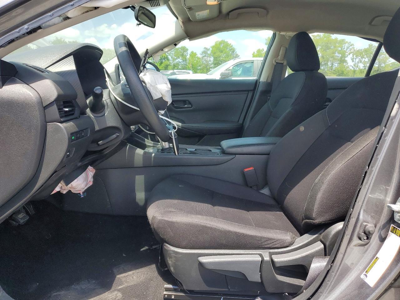 2025 Nissan Sentra S - Image 7