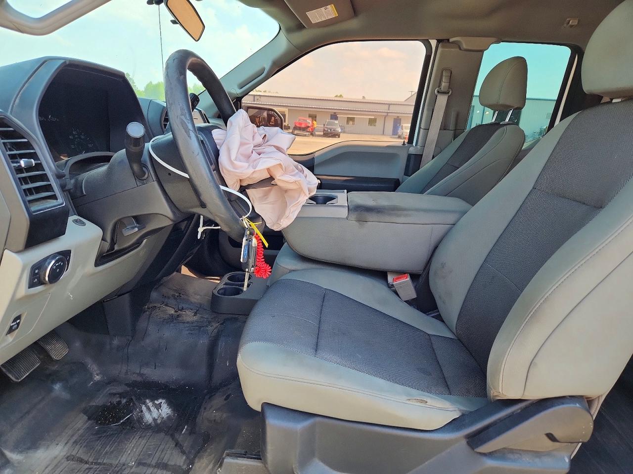 2019 Ford F150 Super Cab - Фото 7
