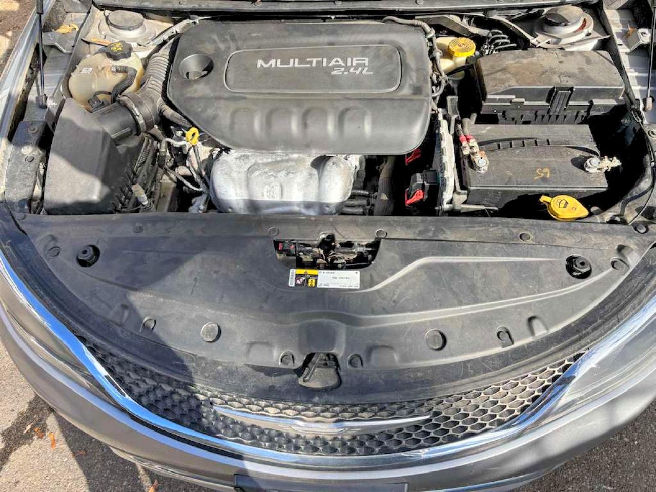 2015 Chrysler 200 C - Фото 7